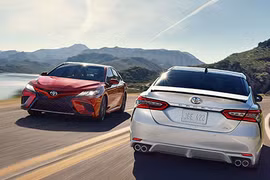 Toyota Camry 2018 ra mắt tại Australia giá 628 triệu đồng