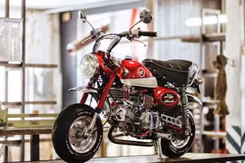 Phát sốt với bản độ “đẹp, mạnh, lạ, độc” của Honda Z50