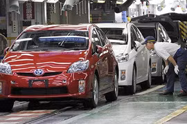 Hàng loạt xe Toyota Corolla, Prius và C-HR dính lỗi 