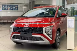 Chi tiết Hyundai Stargazer giá tương đối 'mềm'