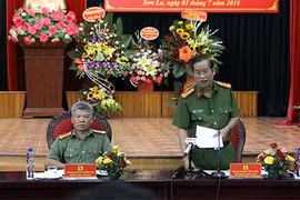 Gallery - Toàn cảnh vây bắt 2 trùm ma túy ở Lóng Luông - image 9