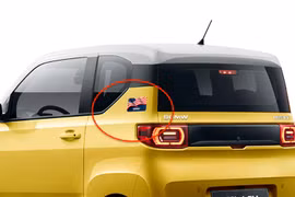 Wuling Mini EV thay đổi nhận diện - ôtô "Tàu" dán thêm mác Mỹ