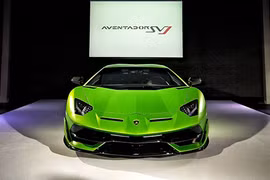 Siêu xe Lamborghini Aventador SVJ giá 35 tỷ tại Thái Lan?