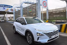 Hyundai thử nghiệm loại xe hơi bán tự động tại Mỹ