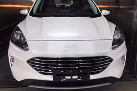 Cận cảnh Ford Escape 2020 gần 1 tỷ tại Việt Nam