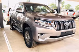 Cận cảnh Toyota Land Cruiser Prado 2020 hơn 2,3 tỷ