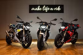 Cận cảnh BMW S 1000 R 2021 mới, từ 669 triệu đồng Việt Nam