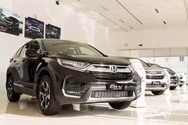 Doanh số ôtô và xe máy Honda bất ngờ giảm mạnh 