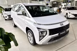 Hyundai Stargazer 7 chỗ tại Việt Nam đang rẻ ngang xe hạng A?