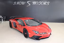 “Siêu bò” Aventador LP750-4 SV đầu tiên được rao bán tại Dubai