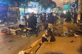 Ô tô gây tai nạn liên hoàn, 2 người chết ở Quảng Ninh