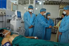 Chiến sĩ công an bị ngạt khí ở đám cháy 3 người tử vong