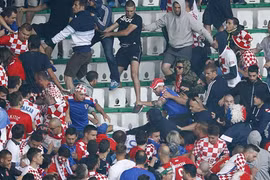 Gallery - Bên Lề EURO 2016 - image 6