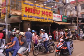 Chủ tiệm vàng chết lõa thể gần trụ sở Công an