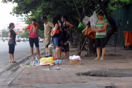 Nhẫn tâm bỏ xác thai nhi ở bãi rác