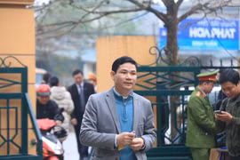Gallery - 18 người sốc phản vệ khi chạy thận nhân tạo - image 13