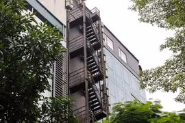 Gallery - CHÁY CHUNG CƯ MINI Ở HÀ NỘI - image 16