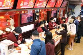 Giá vàng hôm nay 3/6: USD quay đầu giảm, vàng tăng dữ dội