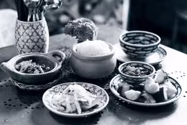 Bữa cơm của người Việt thời xưa có gì đặc biệt?