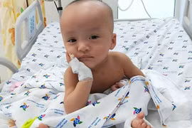 Gallery - Phẫu thuật tách cặp song sinh dính liền - image 14