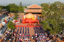 Tháp quý Tường Long - nơi có thể “chạm” tới lịch sử 