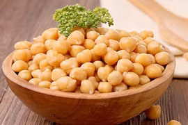 Đậu gà- “kho” chứa sắt, rất bổ máu, giàu protein, giúp giảm cân