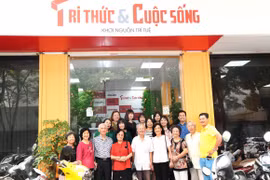 Gặp mặt các thế hệ nhân kỷ niệm ấn phẩm Khoa học & Đời sống ra số đầu tiên