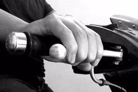 Sẽ “đo đường” nếu quá lạm dụng phanh trước