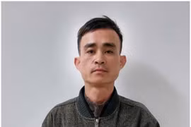 Truy bắt đối tượng chặn đường người phụ nữ, cướp điện thoại