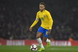 Mourinho: Neymar phải giành chiến thắng với Brazil để đạt tới cấp độ của Pele