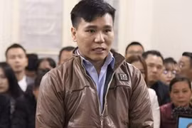 Video: Châu Việt Cường khai không bị ảo giác khi nhét tỏi vào miệng nạn nhân