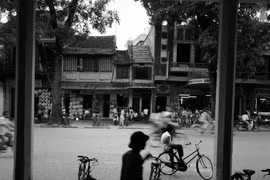 Loạt ảnh không xem “phí cả đời” về Hà Nội những năm 1990 