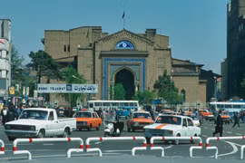 Loạt ảnh sinh động về cuộc sống muôn màu ở Iran năm 1996