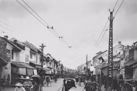 Cuộc sống ở Hà Nội thập niên 1900 qua ống kính Edgard Imbert