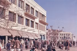 Bất ngờ cuộc sống bình yên sung túc ở thủ đô Afghanistan thập niên 1960