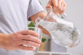 Uống không đủ nước có thể làm bạn tăng cân?