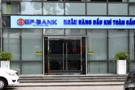 Bắt tạm giam nguyên Tổng giám đốc GP Bank
