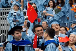 Căng thẳng thương mại leo thang, Mỹ cấm cửa sinh viên Trung Quốc?