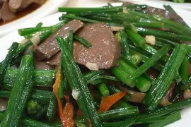 Rau hẹ: Vị thuốc rẻ tiền giúp quý ông sung mãn