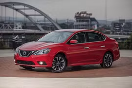 Sedan Nissan Sentra SR Turbo máy tăng áp “đấu” Toyota Corolla