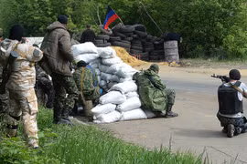 Phe biểu tình Ukraine ra tối hậu thư cho Quân đội Ukraine