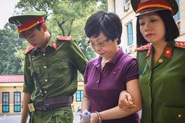 Gallery - Xét xử cựu ĐBQH Châu Thị Thu Nga - image 15