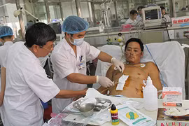 Bệnh nhân viêm tụy cấp thoát chết nhờ lọc máu liên tục