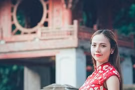 9X Việt xinh đẹp theo đuổi ước mơ làm người mẫu ở TQ