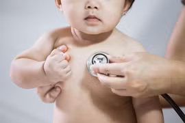 Tình cờ khám sức khỏe ở trường, bé 3 tuổi phát hiện mắc tim bẩm sinh