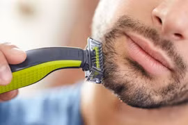 Bác sĩ mách cách cạo râu an toàn
