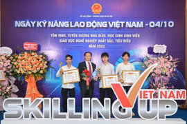 Ngôi trường của những anh chị em ruột, anh chị em họ cùng học