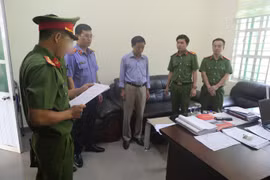 Đắk Nông: Khởi tố nguyên Giám đốc Sở Xây dựng cùng đồng phạm