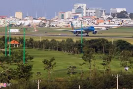 Gallery - Sân Golf Trong Sân Bay Tân Sơn Nhất - Him Lam - image 10