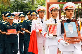 Gallery - Máy Bay Su-30MK2 Và CASA 212 Mất Liên Lạc - image 15